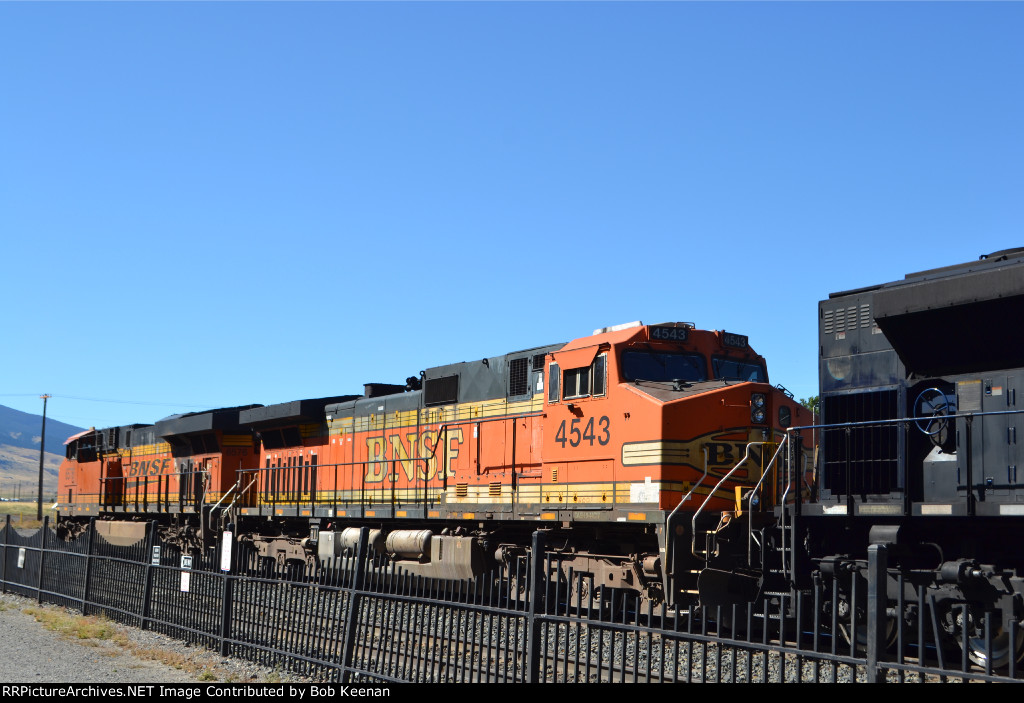 BNSF 4543